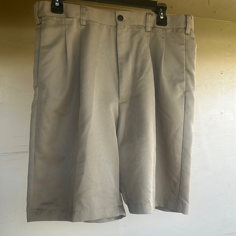 Pro Tour - Men's Classic Tan Shorts
